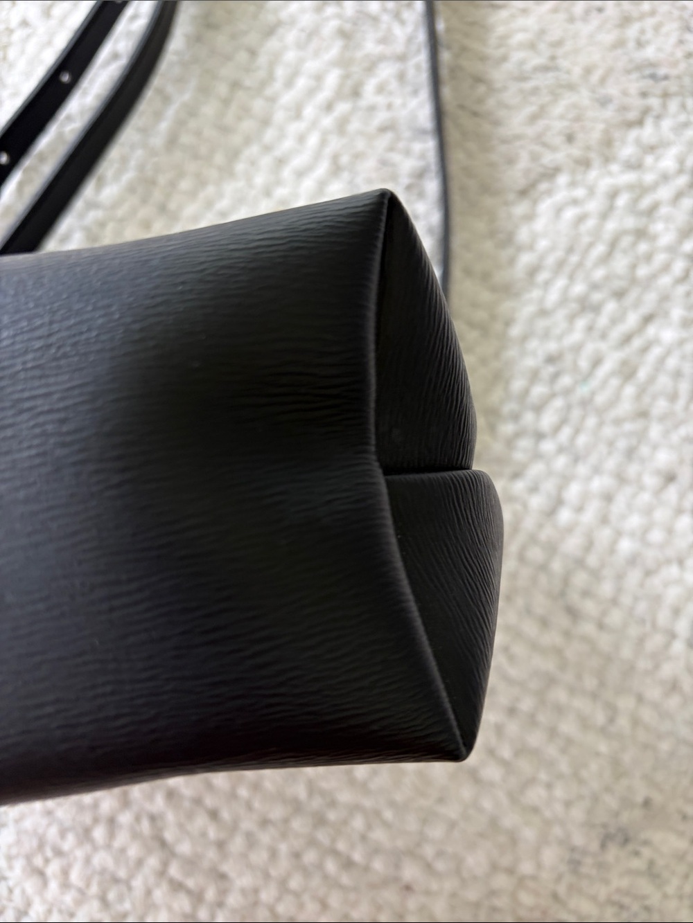 Longchamp Black Crossbody with Tan Leather Pull Tab - Picture 5 of 11